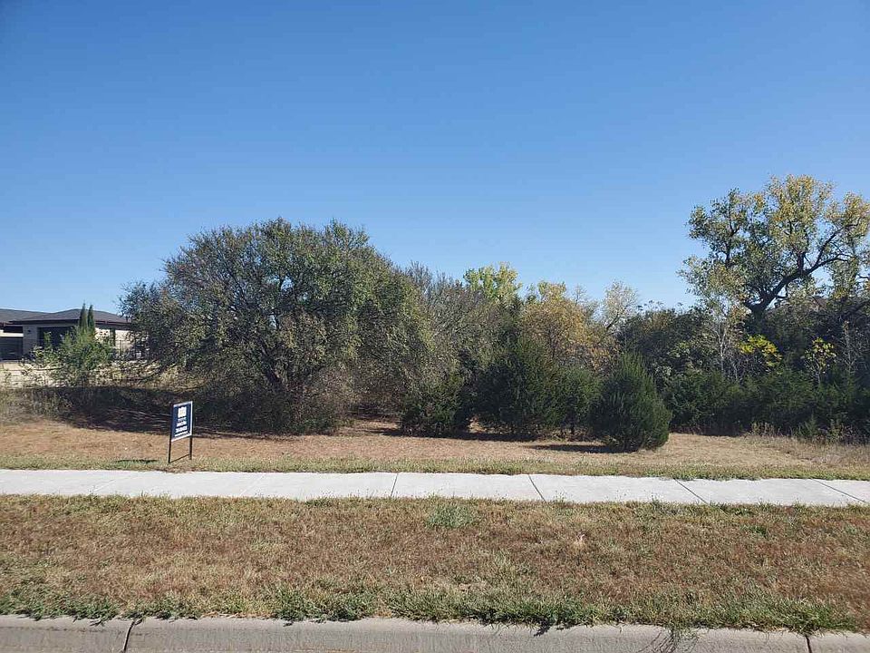 2nd image of 2630 Heartland Valley Rd