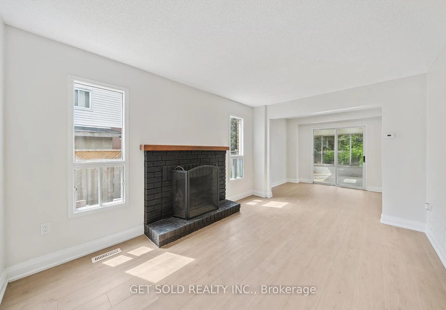 3 bed, $3,200 — Photo 4