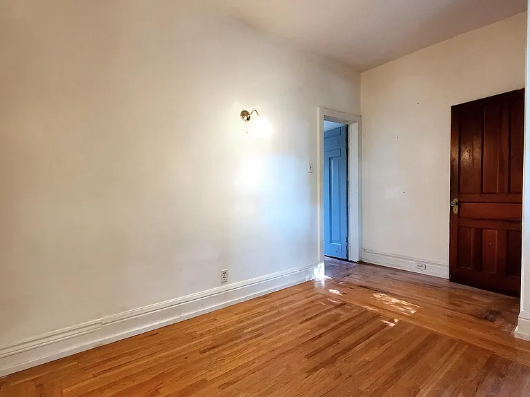 116 Fairholt Rd S #2 — Photo 19