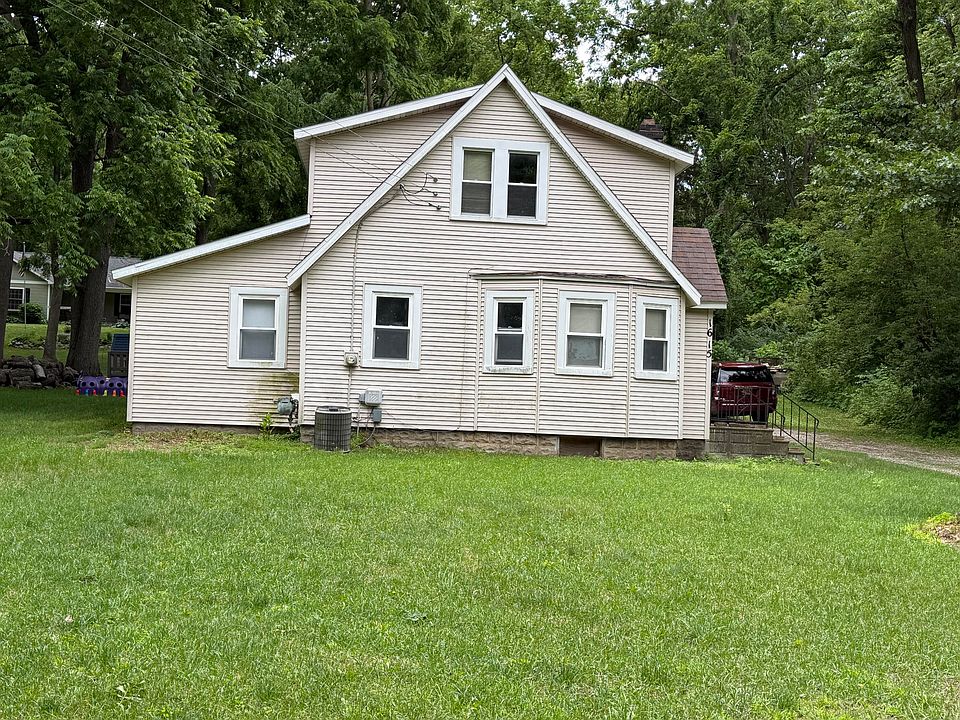 1st image of 1615 Gilletts Lake Rd