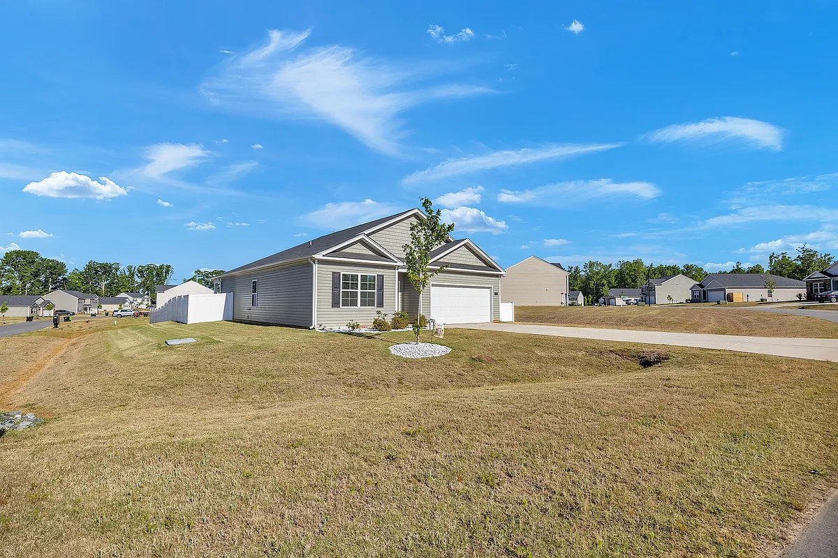 Building Photo - 123 Jack Rabbit Ct