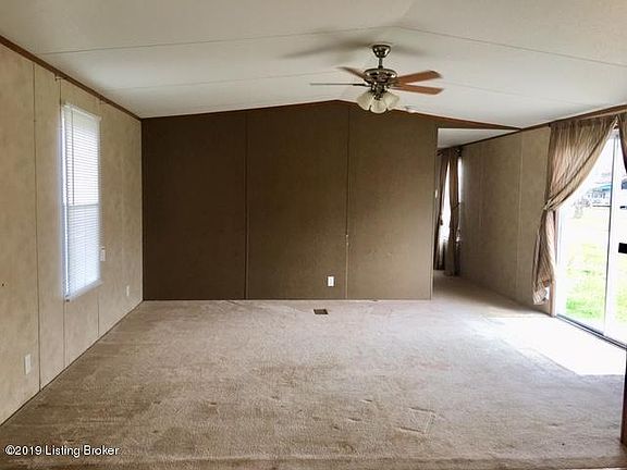 5th image of 450 Pine Ridge Hill Ln