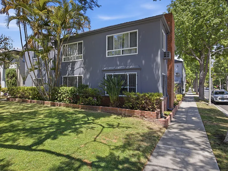 400 N Palm Dr #NA — Photo 13