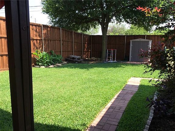 2nd image of 2624 Summertree Dr