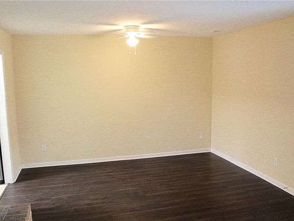 2nd image of 2410 Julie Ct