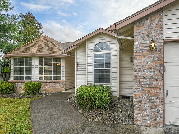 2nd image of 9511 NE 83rd Cir