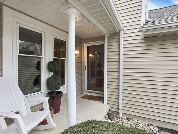 4th image of 3848 Oakbridge Ln #23-3