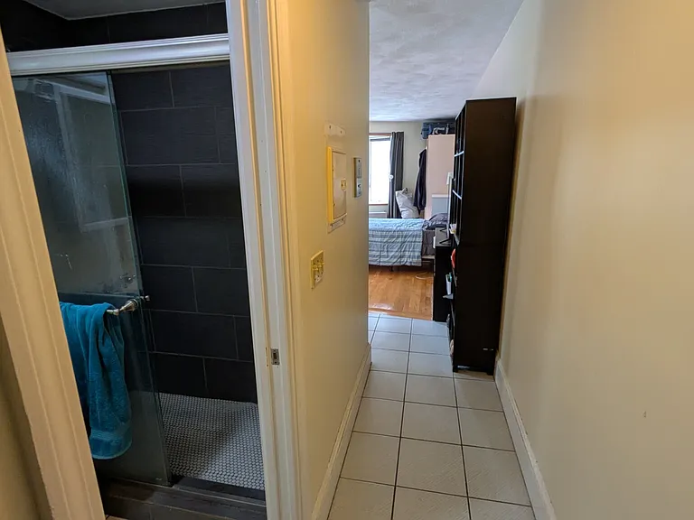 12 Mount Auburn St #5 — Photo 6