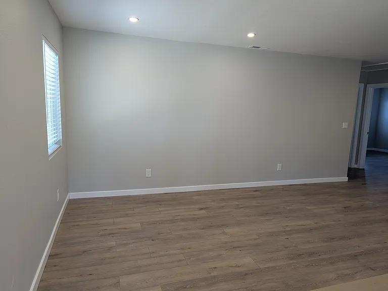 19118 Meekland Ave #B — Photo 5