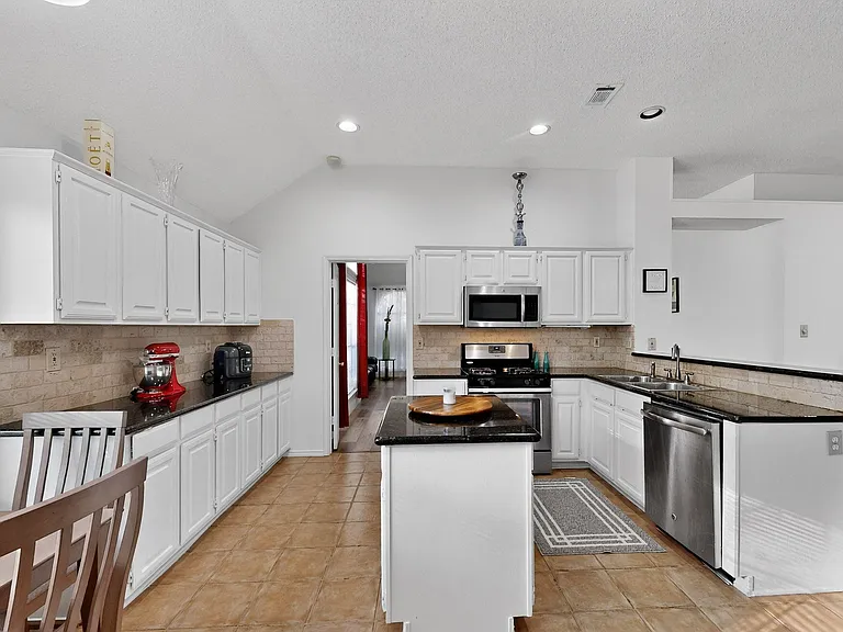 743 Pulitzer Ln — Photo 13