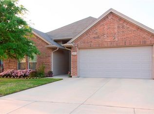 8225 Edgepoint Trl, Hurst, TX 76053