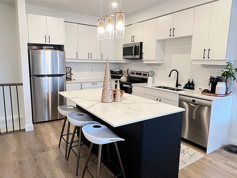 3900 Savoy St E #31 — Photo 29