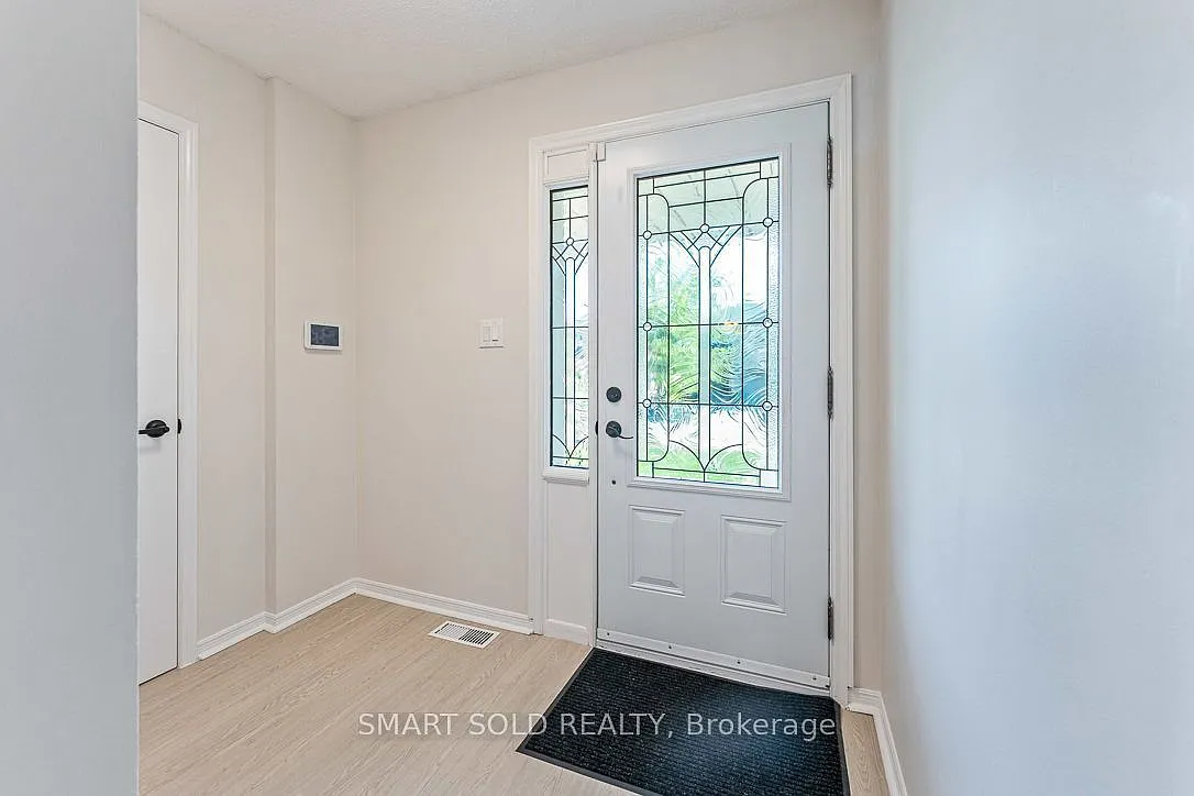 5 bed, $4,000 — Photo 3