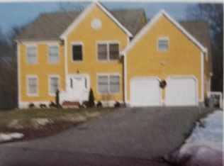 279 William Kelley Rd, Stoughton, MA 02072