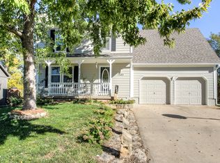 1225 W Poplar St, Olathe, KS 66061