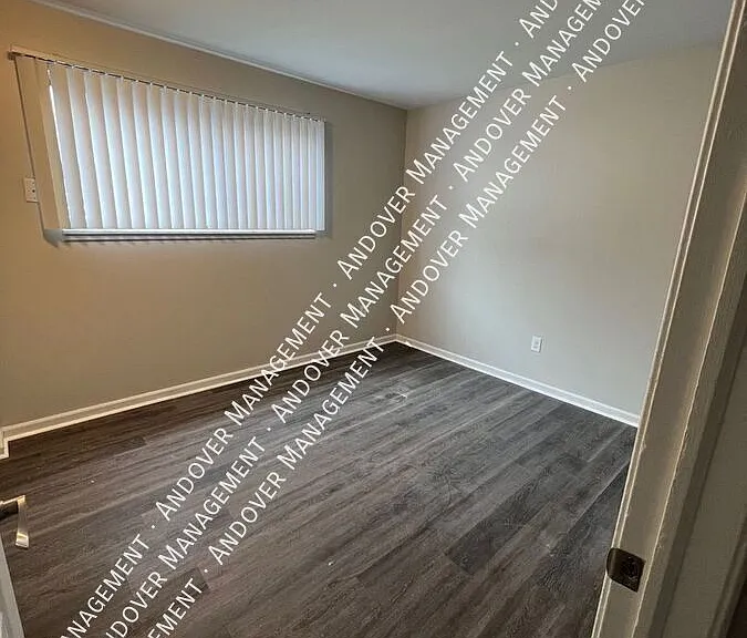 330 S Drake Rd #M-10 — Photo 12