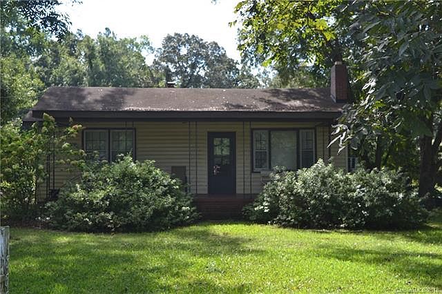 2nd image of 1846 Frank Barnett Dr
