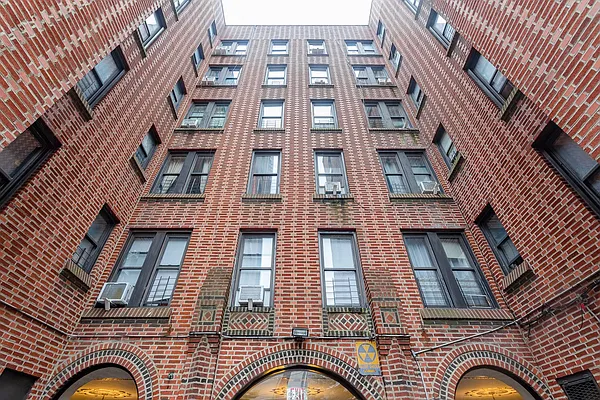 Rented by MySpaceNYC | media 12