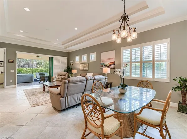 9483 Isla Bella CIR, BONITA SPRINGS, FL 34135