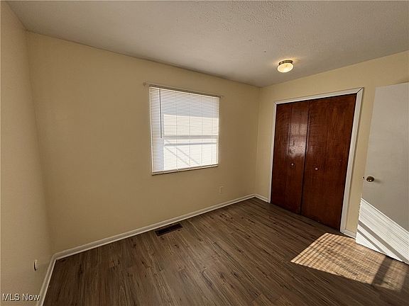 4th image of 2441 45th St NW