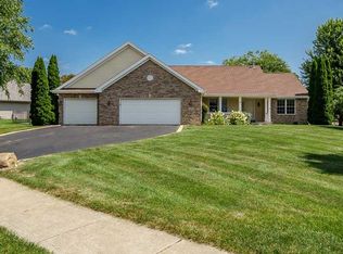 6591 Hartwig Dr, Cherry Valley, IL 61016