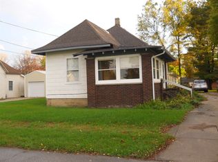 204 E Center St, Royal Center, IN 46978