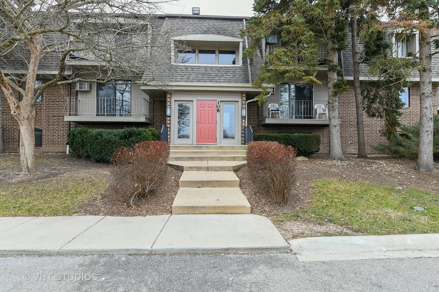 108 E Bailey Rd APT B photo 1