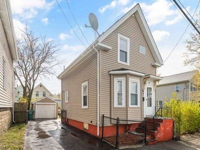 198 Fayette St, Lynn, MA, 01902