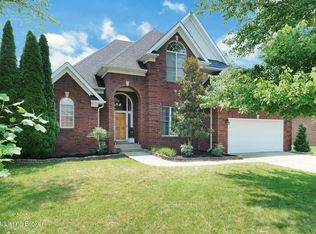 1209 Crosstimbers Dr, Louisville, KY 40245