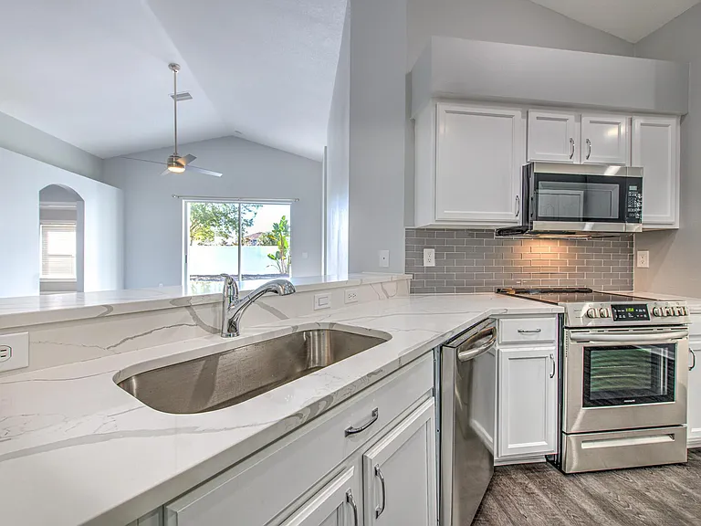13526 Fladgate Mark Dr — Photo 24