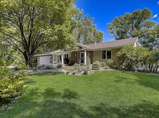 5349 Dominick Dr, Minnetonka, MN 55343
