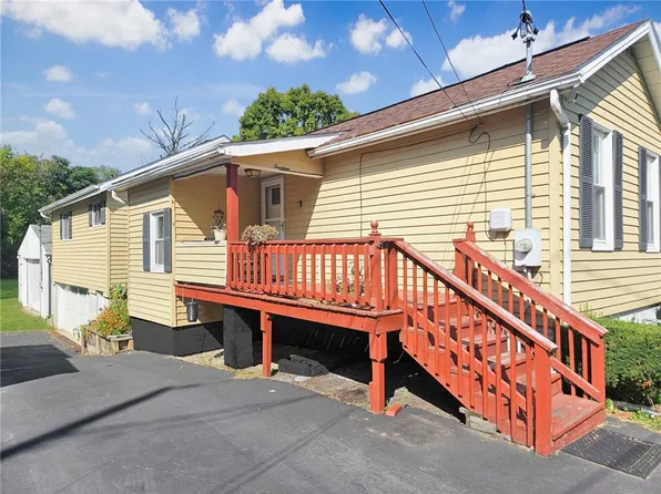 14 Metro Dr, Bessemer, PA 16112