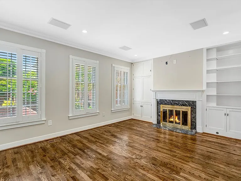 303 S Union St — Photo 25