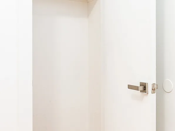 257 Hart Street image 18 of 21