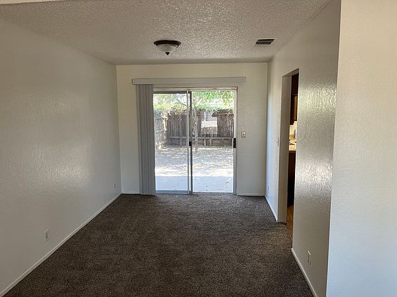 5th image of 2635 E Norman Dr