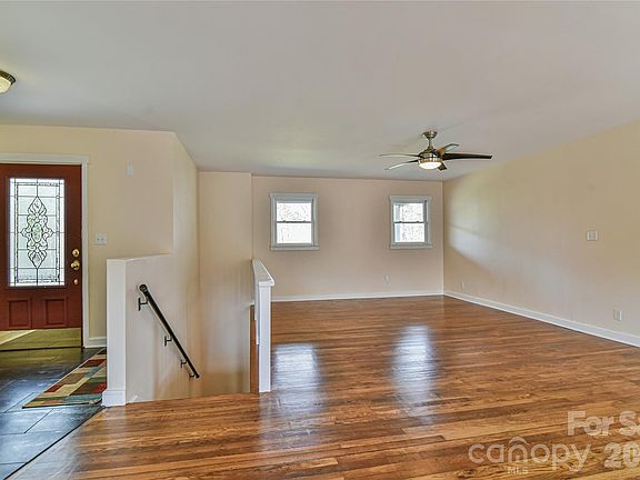 2nd image of 326 Panther Branch Rd