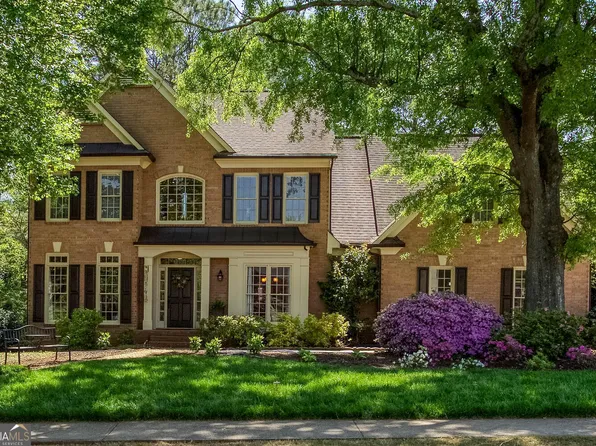 131 Helmswood Cir SW, Marietta, GA 30064