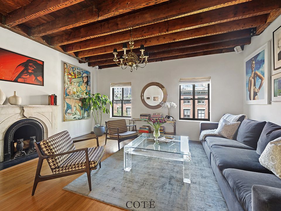 1st image of 122 E 10th St APT 3-4