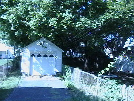 4th image of 1621 Rosemont Blvd