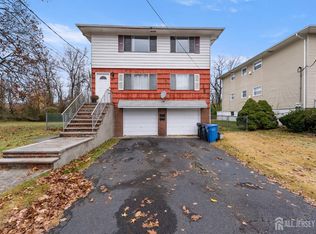 89 Van Buren Ave #2, Metuchen, NJ 08840