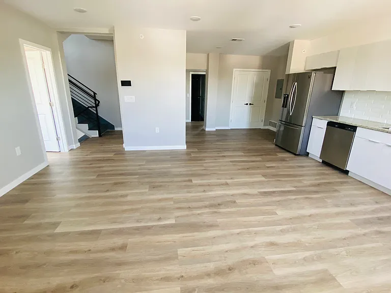 2807 S 11th St #4 — Photo 13