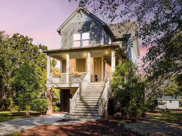 2238 Brown Pelican Ln, Charleston, SC 29412