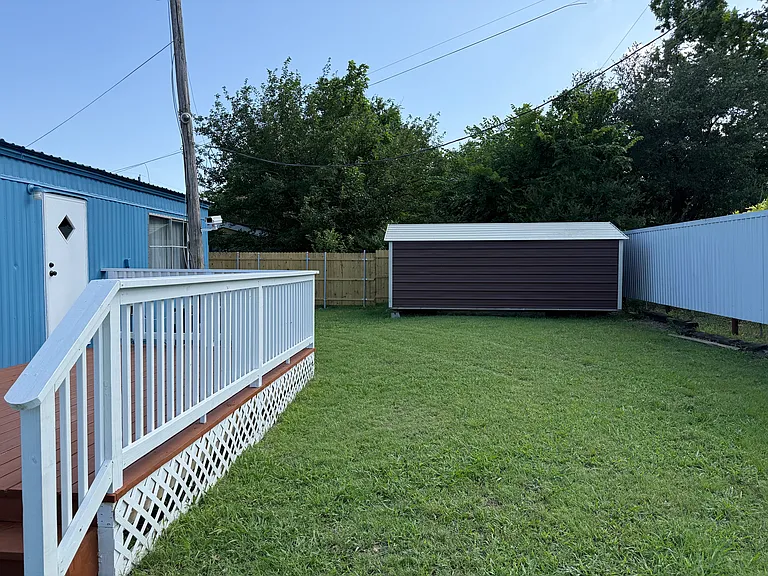 242 Cobb Ave — Photo 6