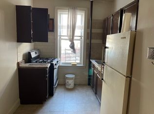 22-11 33rd St #B1, Astoria, NY 11105