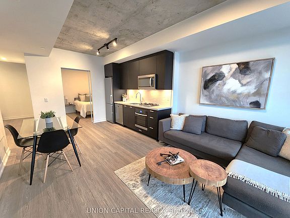 4th image of 195 McCaul St #1601