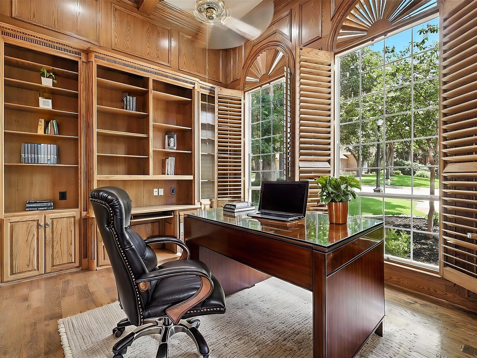 5017 Southern Hills Dr