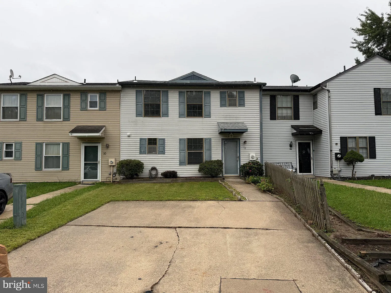 3 bed, 1.0 bath, 1250 sqft, $2,500 — Photo 1