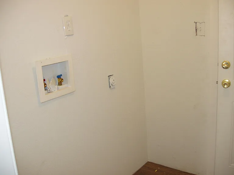 146 Stella #2 — Photo 10