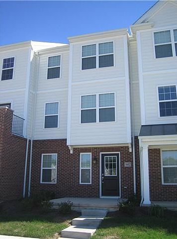 2nd image of 5941 Eden Valley Dr #401