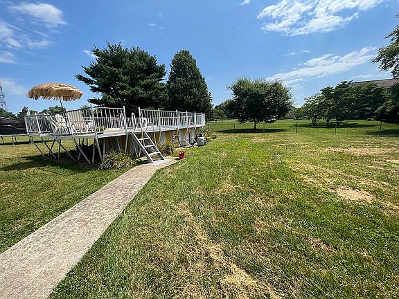 5th image of 3513 Burkland Blvd